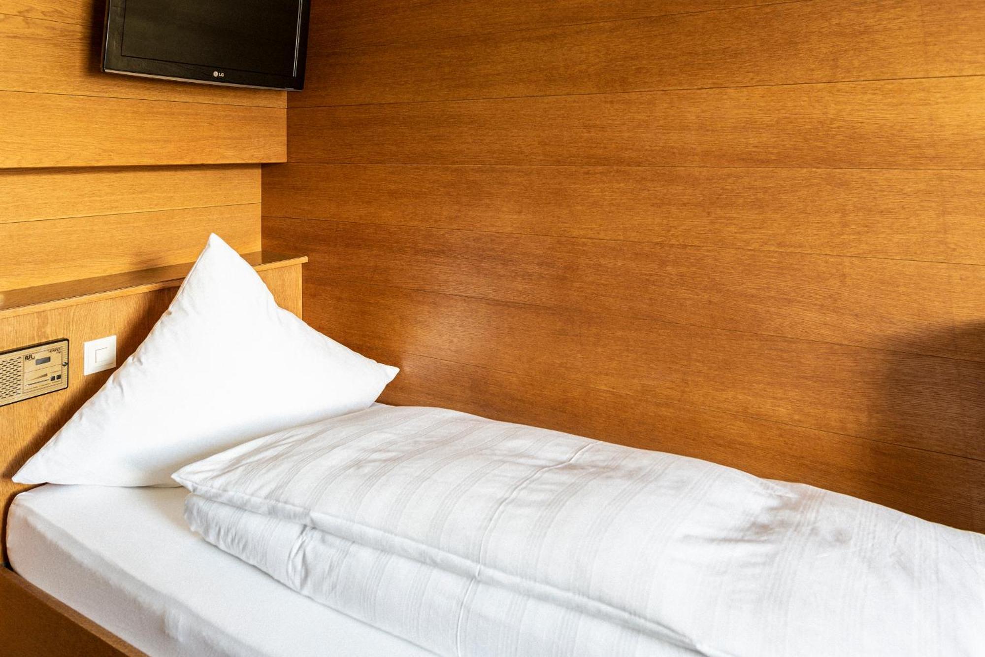Guest house Neururer 3*